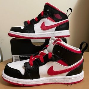 JORDAN 1 MID (TD) 9c